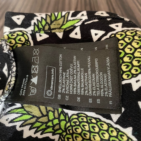 3/$15 ✨ NWT - H&M - Pineapple Mini Skirt - Picture 6 of 7